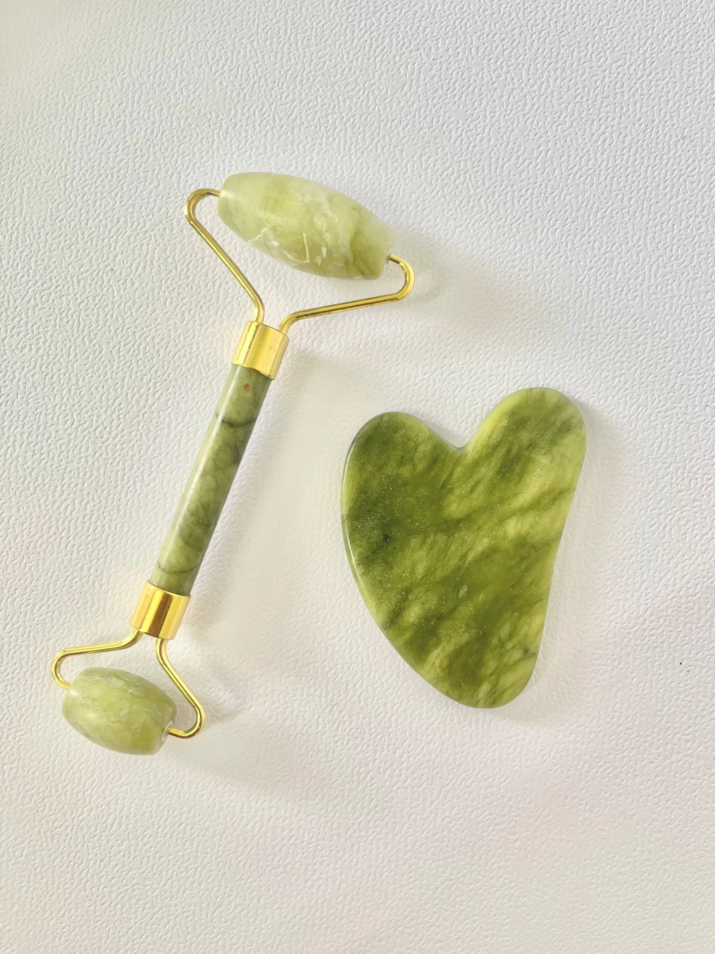 Jade roller and gua sha set