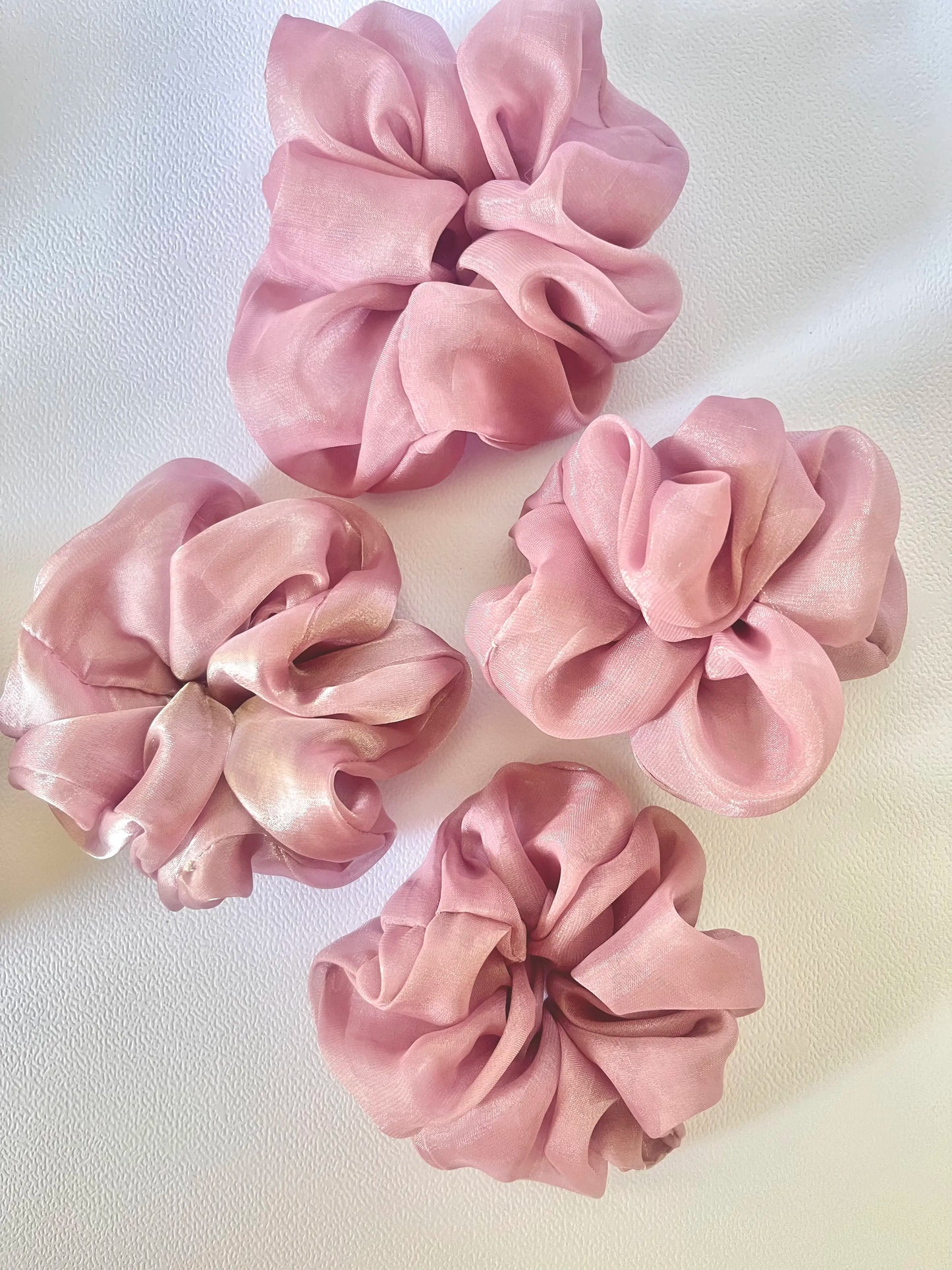 Organza scrunchie