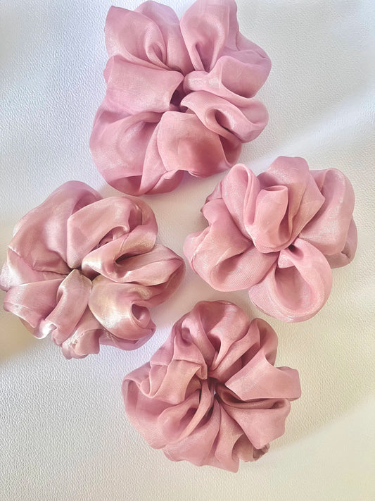 Organza scrunchie