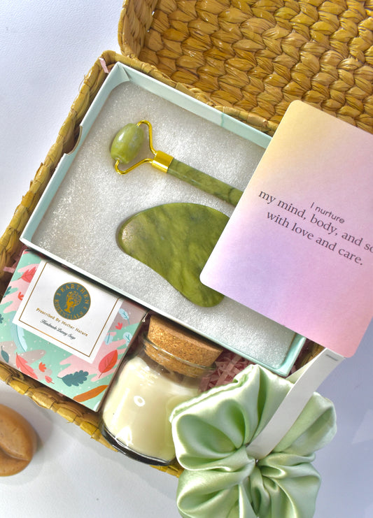 Mind,body and glow hamper