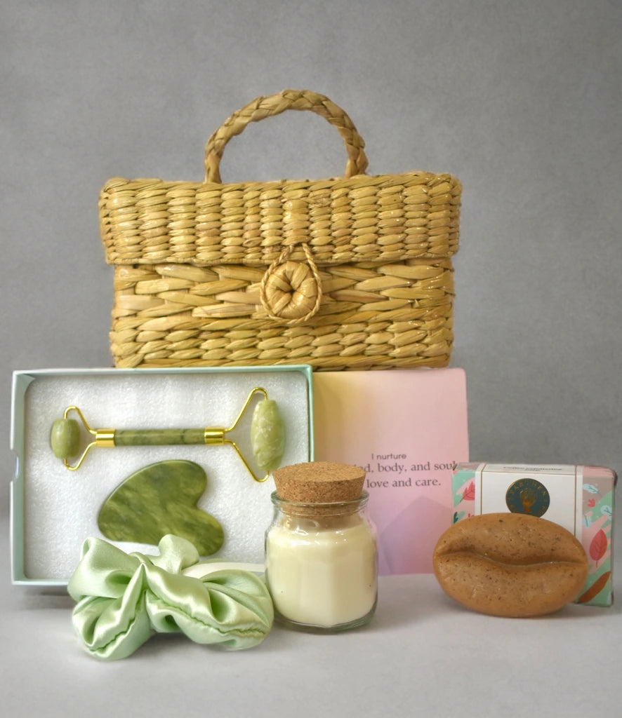 Mind,body and glow hamper