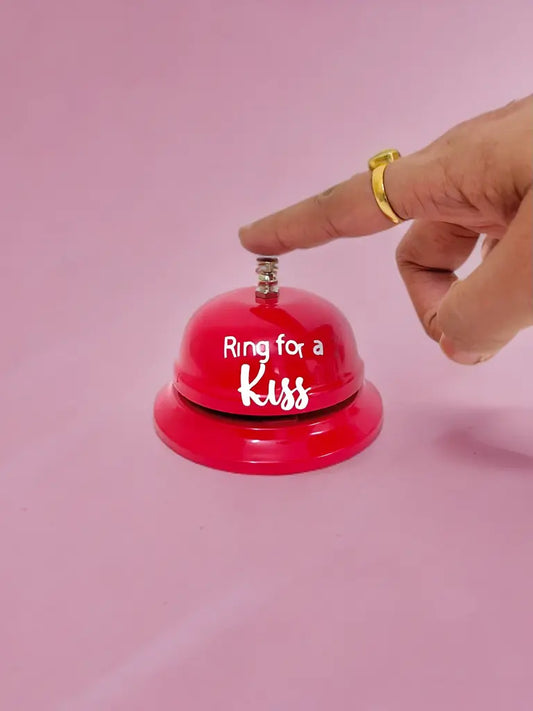 Ring for a kiss-bell